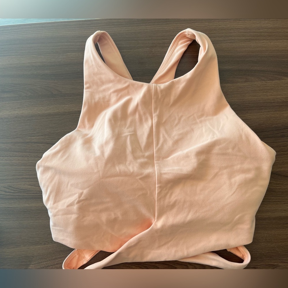 Athleta Conscious Cut Out Crop D-DD large
